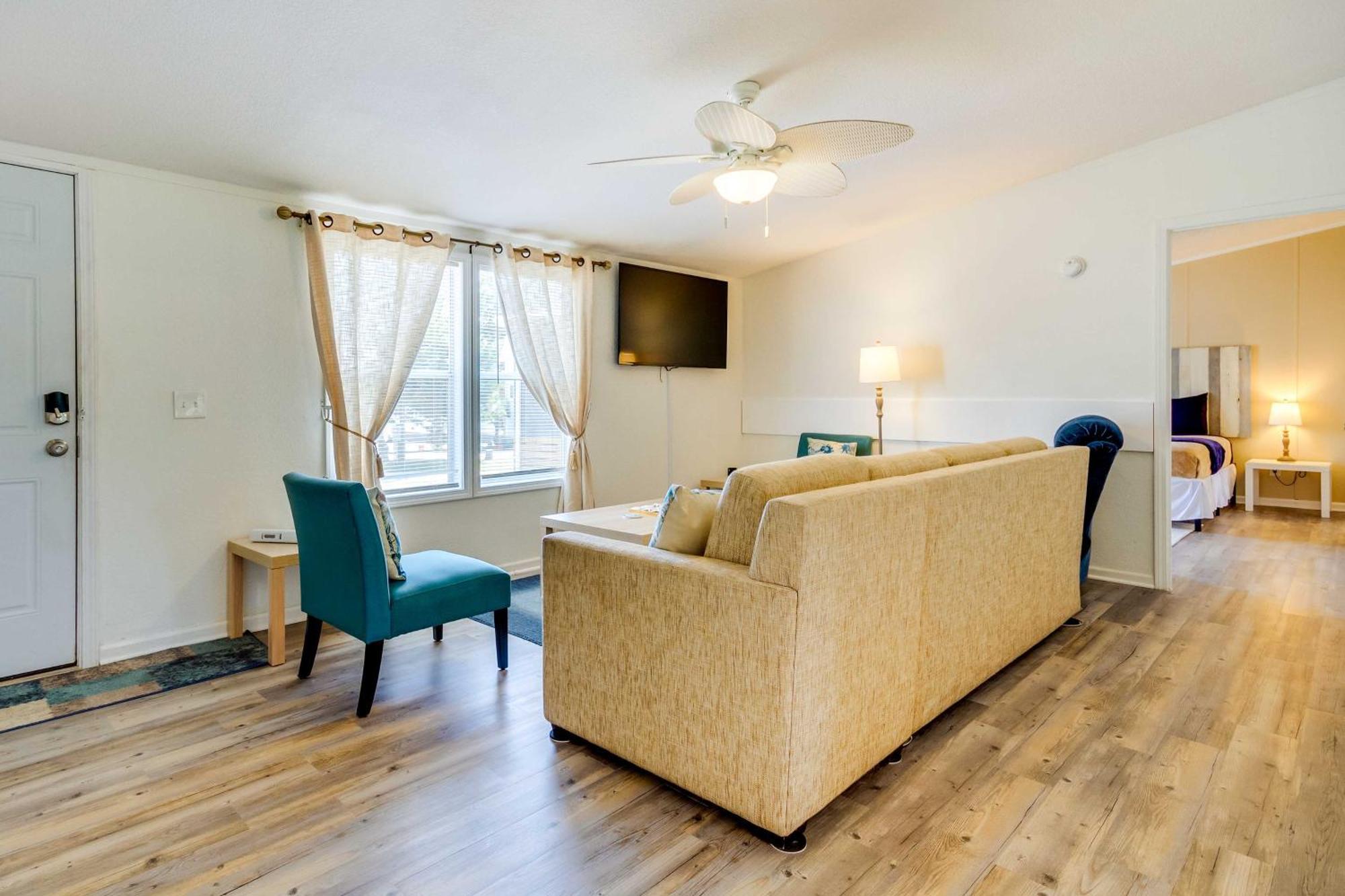 Stunning Pensacola Home, 8 Mi To Downtown! المظهر الخارجي الصورة